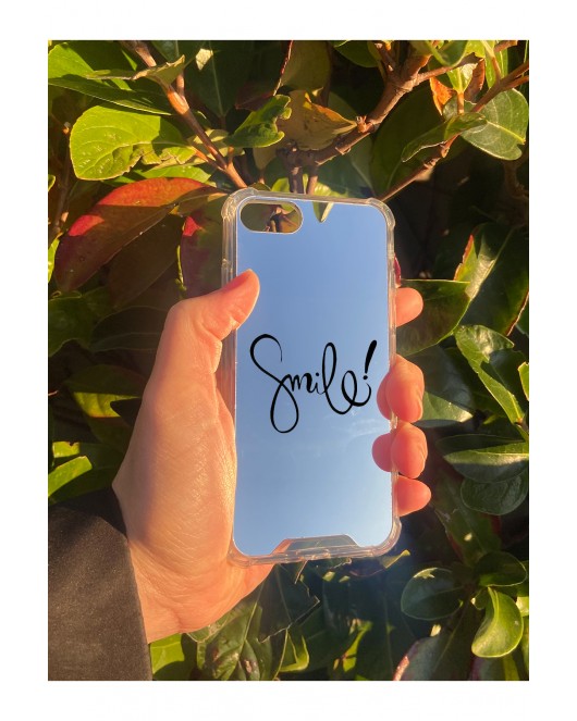 İphone SE Uyumlu Aynalı Smile Desenli Darbe Kamera Korumalı Silikon Telefon Kılıfı