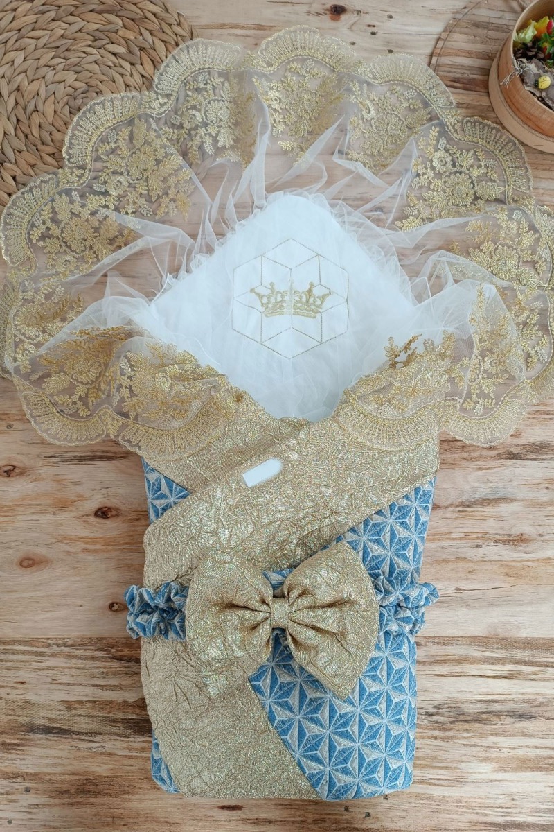 Yenidoğan Piramit Desenli Güpür İşlemeli Bebek Battaniyesi Kundak