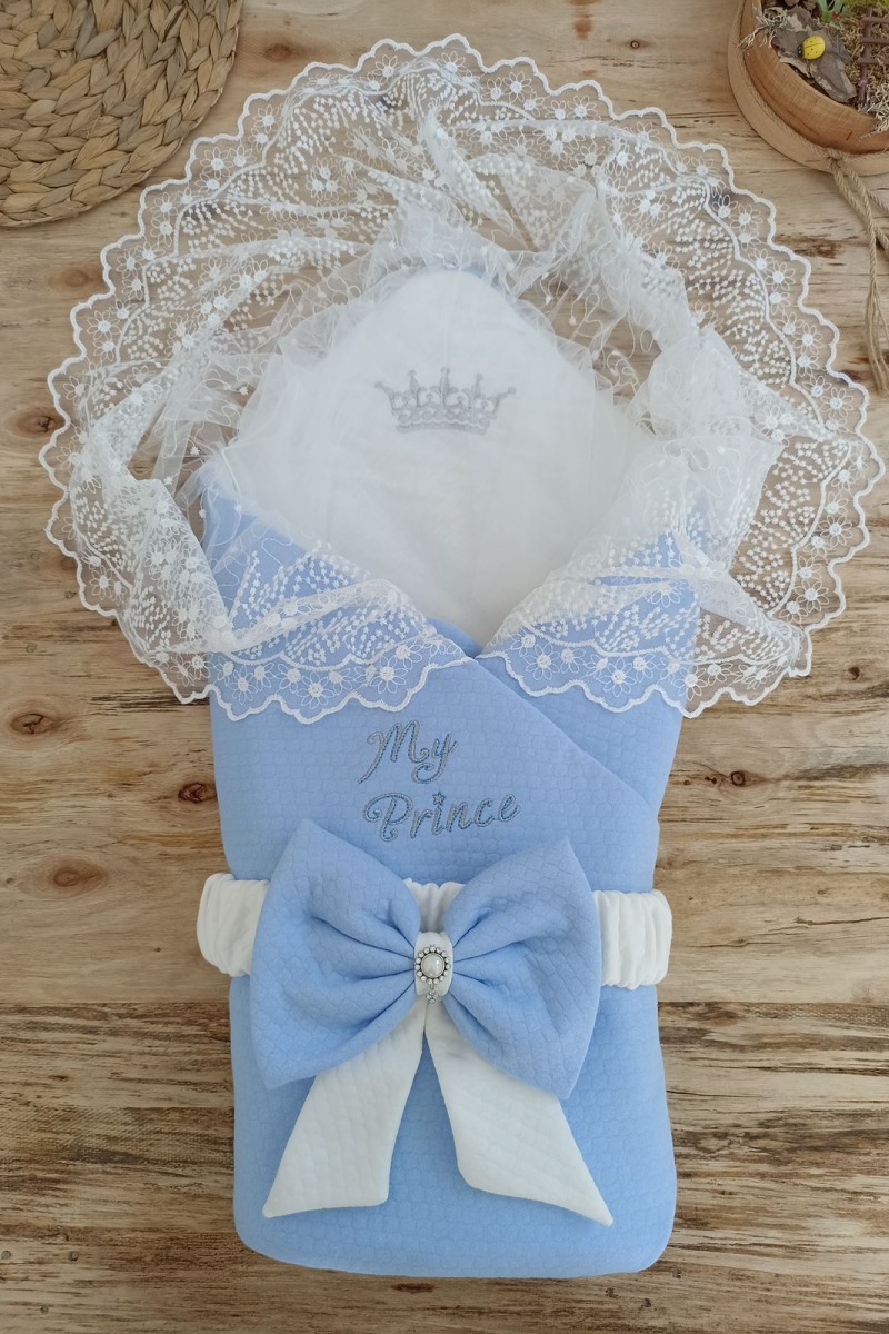 Bal Peteği My Prince Taç Nakışlı İnci Fiyonklu Dantel Duvaklı Delüks Kundak Bebek Battaniyesi