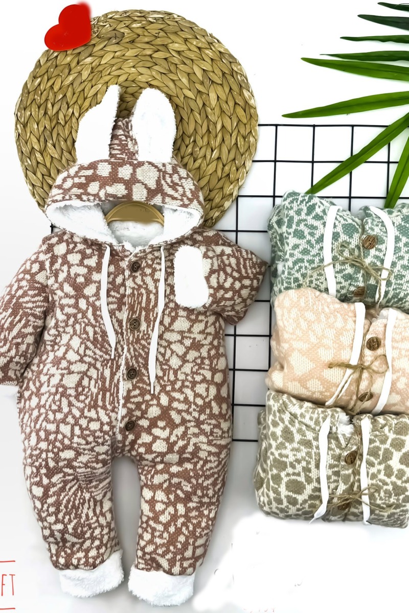 9-12-18-24 Ay Düğme Kapamalı Kulaklı Kapşonlu Batik Desenli Triko Kumaş Kız Erkek Bebek Tulumu