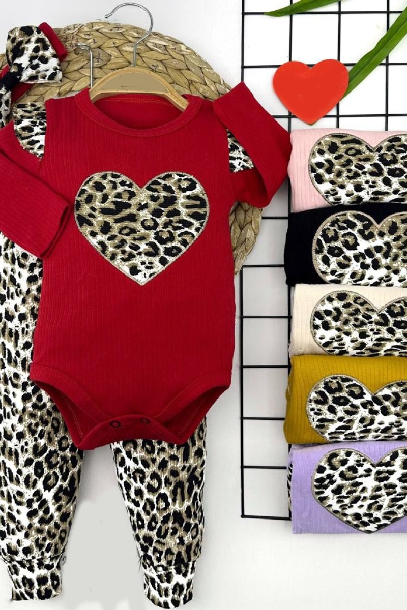 3-6-9-12 Ay Leopar Kalp Desenli Uzun Kollu Body Leopar Pantolon Bandanalı 3lü Kız Bebek Takımı