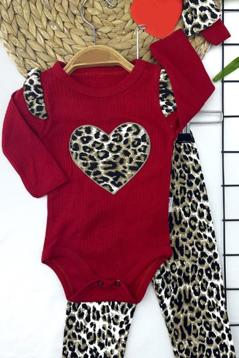 3-6-9-12 Ay Leopar Kalp Desenli Uzun Kollu Body Leopar Pantolon Bandanalı 3lü Kız Bebek Takımı