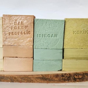 Doğal Üretim Sabunu Karışık (Pirinç-Bal Polen Propolis- Isırgan-Kekik) 12'li Set