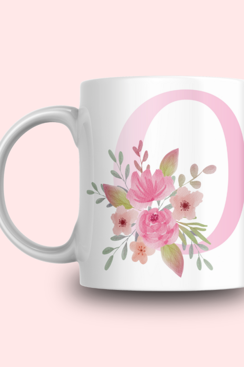 Pembe Çiçek Desenli O Harfli Kupa